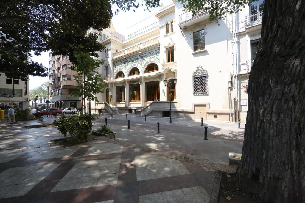 Wellrenting - Prado Sastre Lägenhet Alicante Exteriör bild