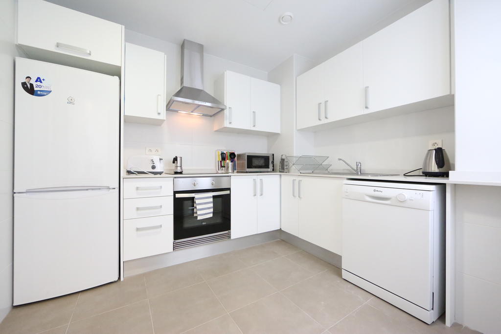 Wellrenting - Prado Sastre Lägenhet Alicante Rum bild